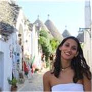 ragazza al primo anno di università, offro aiuto compiti e ripetizioni di inglese, matematica, scienze, per ragazzi delle medie