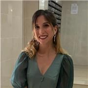 Profesora de todos los niveles, imparte clases a partir de noviembre
