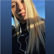 Diplomata liceale, frequento il quarto anno di giurisprudenza, posso insegnare diritto (di base), letteratura, grammatica