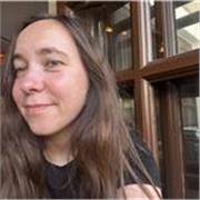 Profesora titulada en idiomas con experiencia de 3 años 