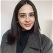 Profesora cercana, paciente, organizada y muy comprometida con cada alumno