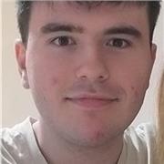 Soy estudiante de Ingeniería Aeroespacial en la Universidad Politécnica de Madrid.