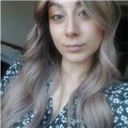 Offro ripetizioni per ragazzi, adulti e bambini che vogliamo imparare o esercitarsi con la lingua italiana. Sono molto empatica.