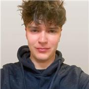 Diplomato ESABAC scientifico offre ripetizioni di inglese, italiano, francese e matematica a studenti di medie e biennio.