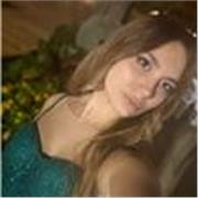 Tutor disponibile per ripetizioni online e supporto scolastico
