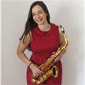 Con doppia laurea magistrale (sassofono e didattica della musica) e 10 anni di esperienza offre lezioni di sassofono a modena