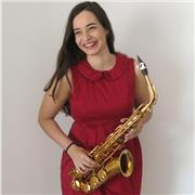 Con doppia laurea magistrale (sassofono e didattica della musica) e 10 anni di esperienza offre lezioni di sassofono a Modena