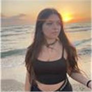 Ragazza di 18 anni frequentante la quinta superiore in un liceo delle scienze applicate offre ripetizioni o aiuto studio per ragazzi delle scuole medie