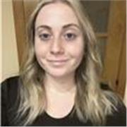 Profesora cursando el grado de educación primaria con certificado B2 de inglés.