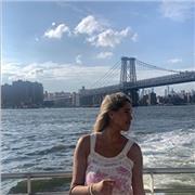 Profesora con nivel nativo de inglés , licenciada en psicologia