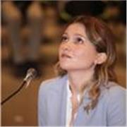 Studentessa magistrale impartisce lezioni, ripetizioni e aiuto compiti online di inglese per ragazzi dalle elementari al liceo