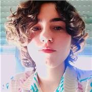 Estudiante de Filología Hispánica amante de la lengua y la literatura. También tengo C1 de inglés y conocimientos básicos de Francés