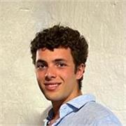 Estudiante de matemáticas da clases particulares de matmáticas desde primeraria hasta bachillerato