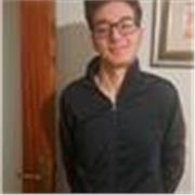 Mi chiamo Marco,vivo a Roma e sono un universitario in ambito storico-letterario. 