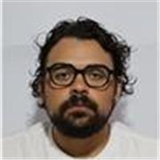 Aulas de História com foco crítico e preparação para exames