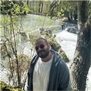 C1-Sprachkenntnisse in Französisch und Englisch – Unterstützung bei Hausaufgaben und Sprachkompetenz