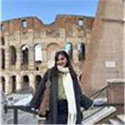 Experienced English teacher with tailored classes on your interests