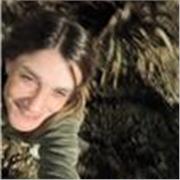 Me defino una persona fácil de hacer entender de manera constructiva y entretenida, para facilitar el estudio.