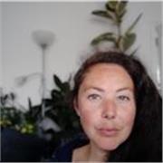 Hola! Soy Laura, española de nacimiento, pero vivo en Irlanda desde hace 10 años y soy proesora titulada de inglés y español