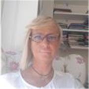 Profesora titulada con más de veinte años de experiencia da clases de español para extranjeros en remoto.