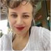 Oltre ad essere un professionista nell'ambito insegno anche Design Grafico con una profonda passione per la comunicazione.