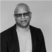 Ready to learn the piano? Let me help you!