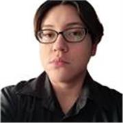 Nativo en español, fluido en inglés, psicólogo organizacional de profesión, me adapto a tu horario disponible ;)
