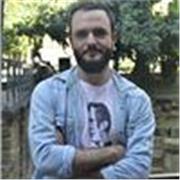 Ciao, se cerchi lezioni di Scrittura creativa online, io ci sono :)