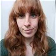 Profesora , para primaria , apta para todas las edades desde 6 hasta los 11 años