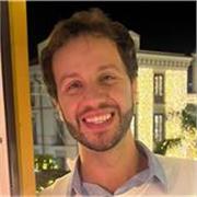 Chitarrista propone lezioni di chitarra, armonia ed ear training