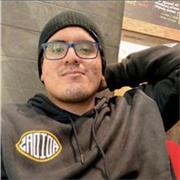 Alumno universitario imparte clase de historia por amor a la historia universal