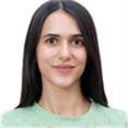 Votre enseignante de Yoga et prête pour vous