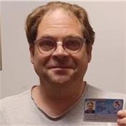 Professore d'ingelese madrelingua laureato in letteratura e storia e certificato Tesol
