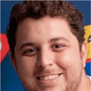 Professor de Matemática que ensina do fundamental ao ensino superior