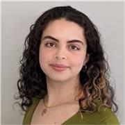 Canadiense con nivel de inglés nativo y más de 7 años de experiencia como tutora privada. 