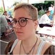 Studentessa offre lezioni private/ripetizioni di lingue o aiuto-compiti a persone di tutte le età