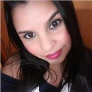 Profesora de apoyo de baile salsa vallenato