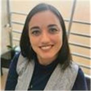 Profesora de informática y primaria y dicto en todos los cursos