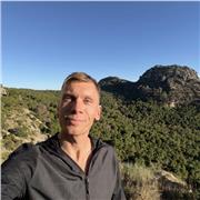 Professional Scientist, aiming at high achievers and emergency cases. Offering high quality, personalised tutoring.