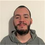 Periodista y redactor creativo, cursado en escritura online y 4 años de experiencia en medios. Imparto clases de forma online.