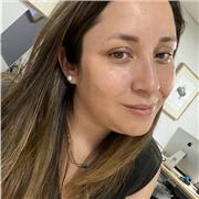 Diseñadora Gráfica con 14 años de experiencia, en universidades, retail, agencia, casino de juegos e independiente