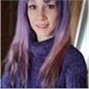 Soy una chica muy simpatica, dulce con los niños. Puedo aportales creatividad y arte.