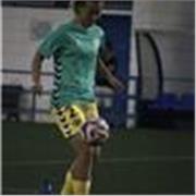 Futbolista profesional con más de 7 años de experiencia en enseñanza de fútbol. 