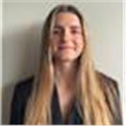 Profesora bilingüe graduada en EE. UU. Imparto clases de inglés dinámicas (conversación, refuerzo escolar, preparación de exámenes