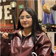 Profesora de artes, con experiencia en clases para niños, de forma virtual y presencial