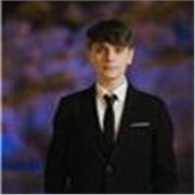 Studente universitario di filosofia, offro ripetizioni di filosofia storia italiano