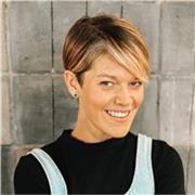 Primary School Online Tutor with Master's Degree in Education and over 10 years of teaching experience