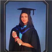 I am a native English speaker from the UK with a Bachelor's degree in English Language and Literature