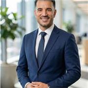 Licenciado en ADE y MBA con +5 años de experiencia. Mentoría estratégica y Método PRISMA para universitarios, bachillerato y profe