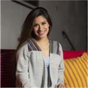 Licenciada en Danza Contemporánea y Coreografía 
Especialista en Danza Movimiento Terapia - DMT